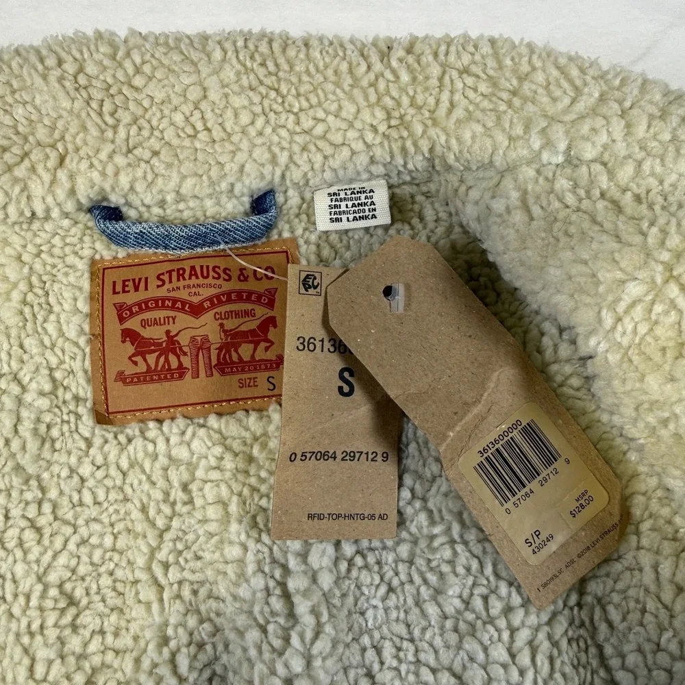 NWT Levi's Sherpa Lined Denim Jacket Standard Trucker Men's Size Small